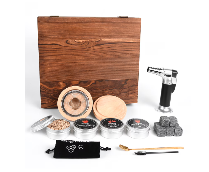 Комплект за опушване на уиски, дървена опушваща система, мини горелка, 4 аромата дървесни стърготини (череша, ябълка, пе...